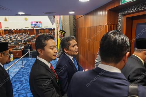 DATUK DR RADZI JIDIN