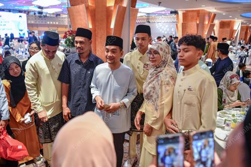 DATUK ONN HAFIZ GHAZI