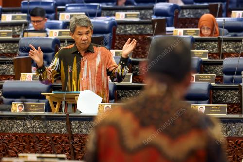 DATUK SERI MOHAMAD HASAN