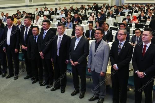 DATUK SERI FADILLAH YUSOF