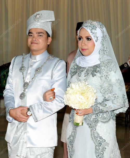 KL58_25112012_AINUL
