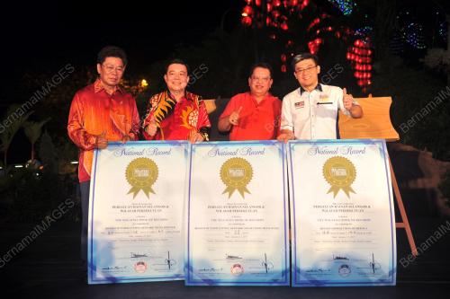 KL58_27012017_CNY04