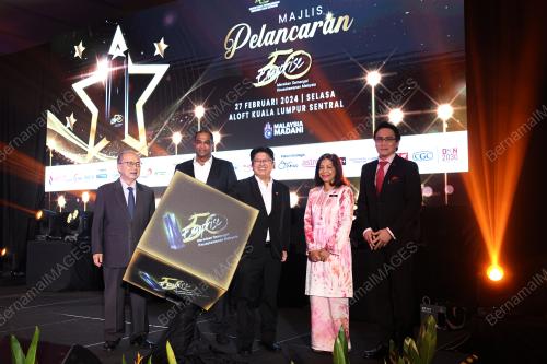 DATUK EWON BENEDICK