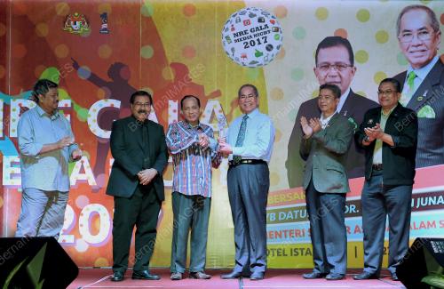 KL58_27112017_GALA_NIGHT_BN201711060529