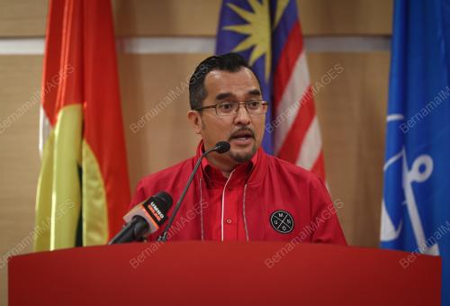 DATUK DR ASYRAF WAJDI DUSUKI