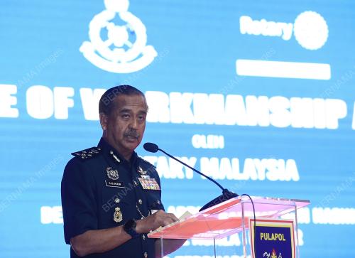 DATUK RAZARUDIN HUSAIN