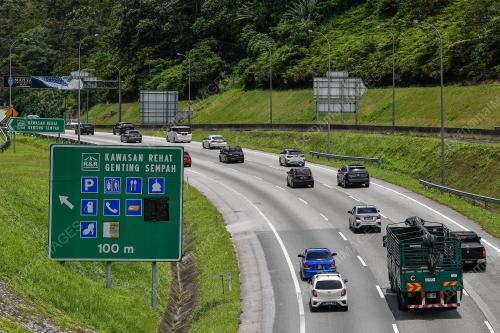 TINJAUAN ALIRAN TRAFIK