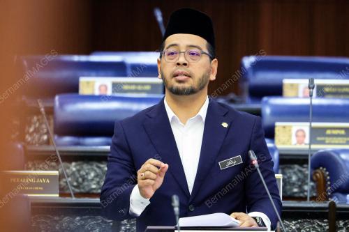 SENATOR DR ZULKIFLI HASAN