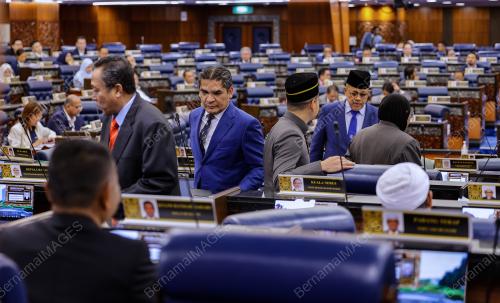 PERSIDANGAN DEWAN RAKYAT