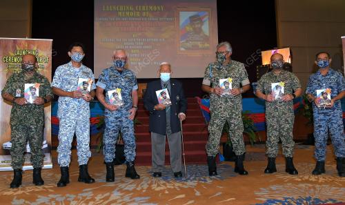 TAN SRI AFFENDI BUANG