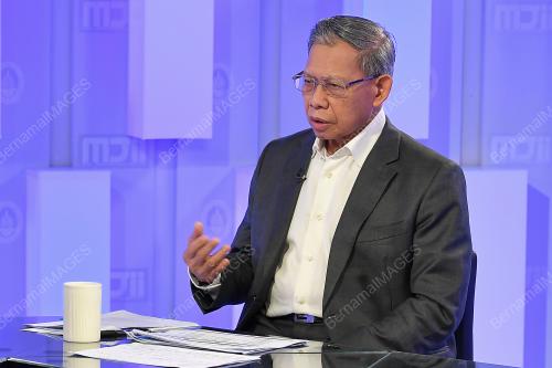 DATUK SERI MUSTAPA MOHAMED