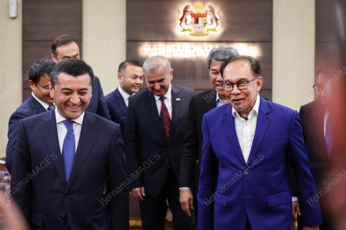 DATUK SERI ANWAR IBRAHIM