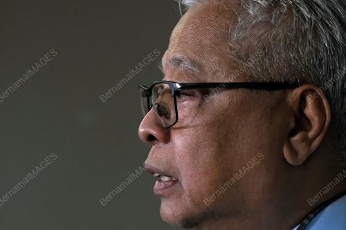 DATUK SERI ISMAIL SABRI YAAKOB