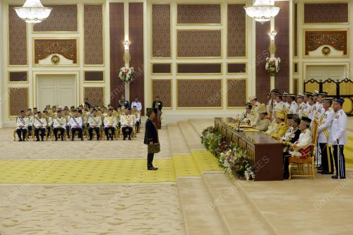 KL59_13122016_AGONG