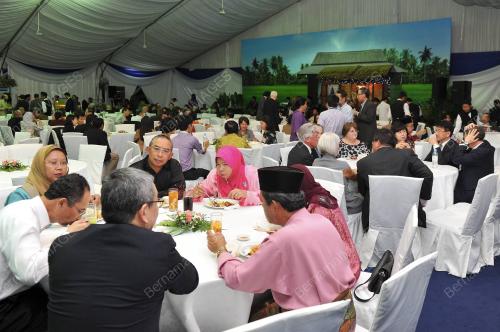 KL59_14092012_BANK