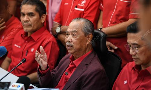 TAN SRI MUHYIDDIN YASSIN