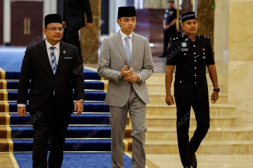 TENGKU HASANAL IBRAHIM ALAM SHAH