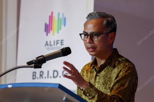 DATUK FAHMI FADZIL