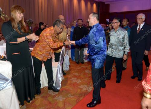 KL59_18102013_IGEQ