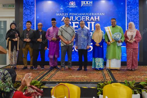 MOHD AMRAN MOHD HARIS