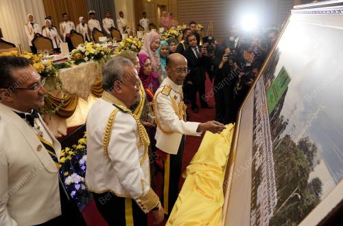 KL59_18112016_AGONG