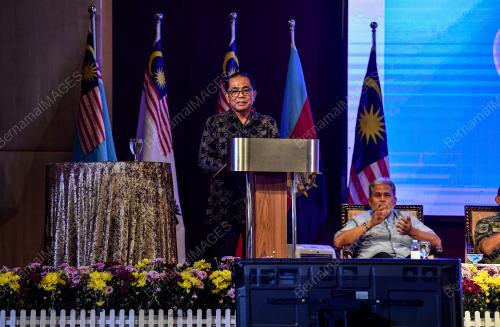 DATUK SERI MOHAMED KHALED NORDIN