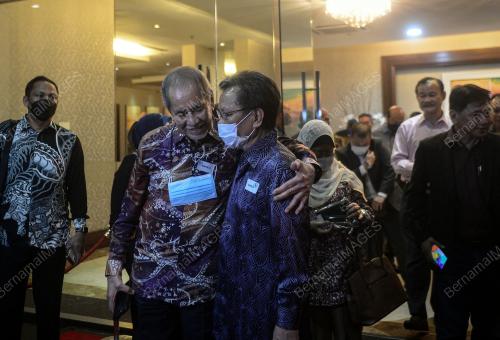 SATU TAKLIMAT TERTUTUP