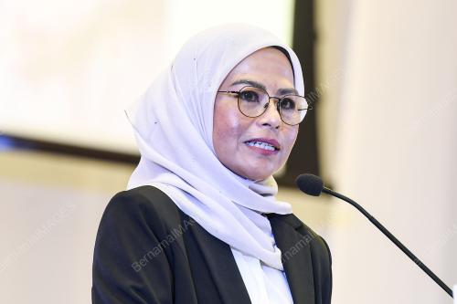 DATUK SERI DR NORAINI AHMAD