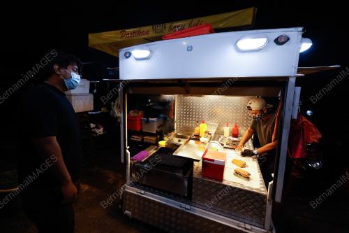 TINJAUAN PENIAGA BURGER PKP KL