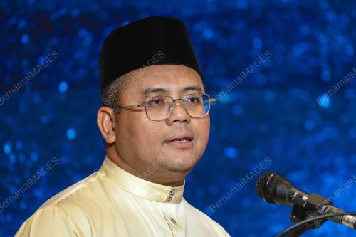 DATUK SERI AMIRUDIN SHARI