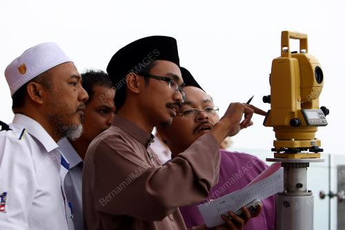 KL59_27062014_ANAK_BULAN