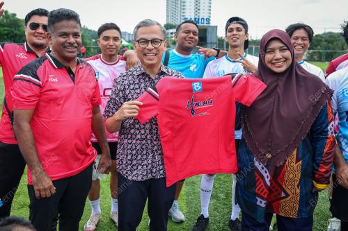 FAHMI FADZIL