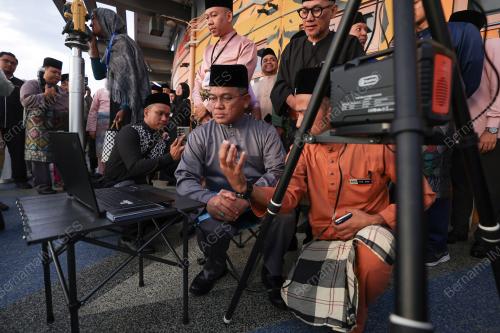 DATUK DR MOHD NA'IM MOKHTAR