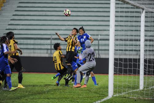 KL59_31072017_BOLA_WANITA