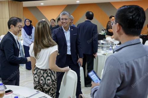 TENGKU DATUK SERI ZAFRUL ABDUL AZIZ