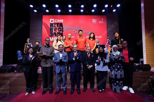 FAHMI FADZIL