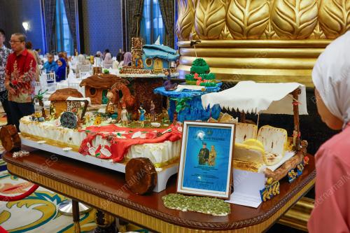 KEK ULANGTAHUN HARI KEPUTERAAN RASMI YANG DI-PERTUAN AGONG