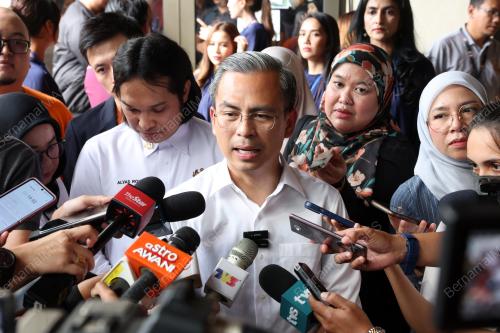 FAHMI FADZIL