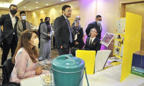 TENGKU AMIR SHAH SULTAN SHARAFUDDIN IDRIS SHAH