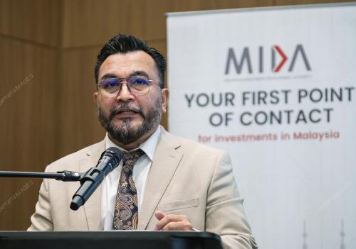 NORHIZAM IBRAHIM