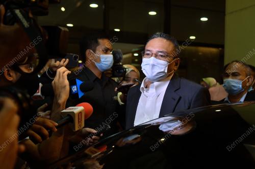 DATUK SERI HISHAMMUDDIN TUN HUSSEIN