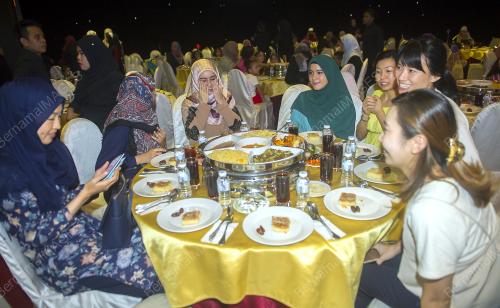 KL60_09062017_PCOM