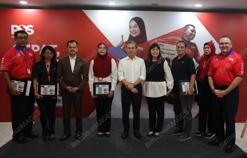 FAHMI FADZIL