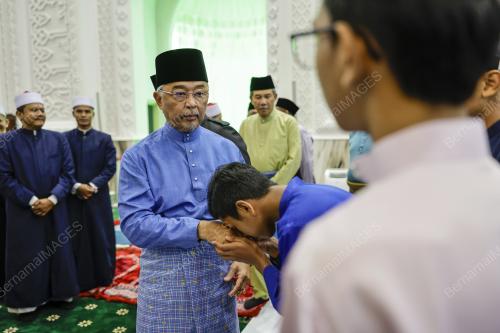 AL-SULTAN ABDULLAH RI'AYATUDDIN AL-MUSTAFA BILLAH SHAH