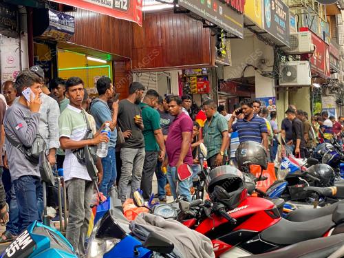 TINJAUAN WARGA ASING JALAN SILANG