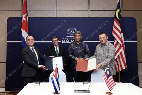 DATUK SERI MOHAMAD HASAN