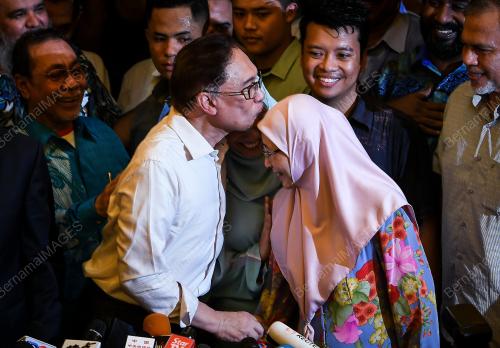KL60_16052018_ANWAR_BN201805148460