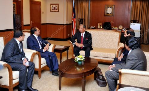 KL60_19112013_PARLIMEN