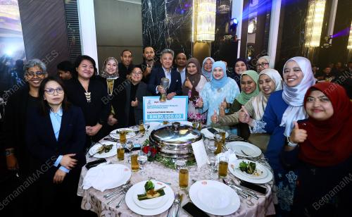 DATUK SERI WONG CHUN WAI