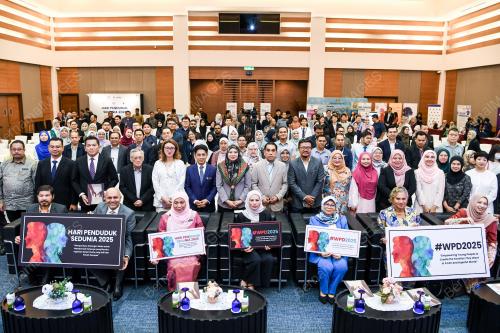 DATUK SERI DR NORAINI AHMAD